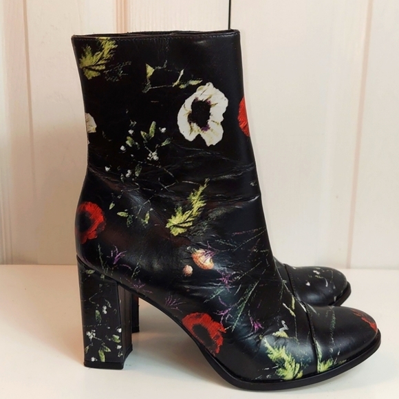 Vintage Matisse Graffiti Black Floral Zip Ankle Boot 8.5 - Picture 4 of 13